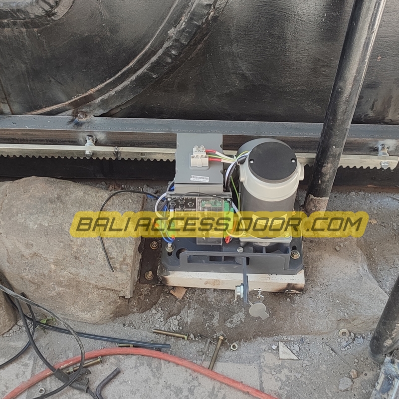 jasa pemasangan Mesin Otomatis Pintu Sliding di bali